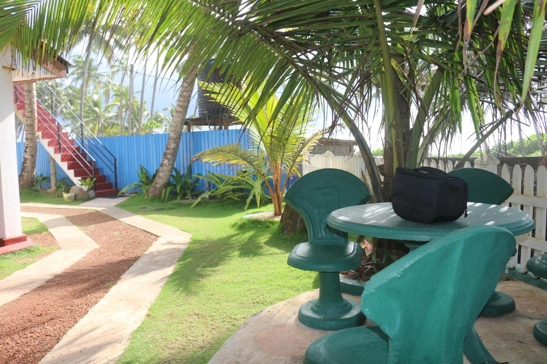 Dinuli Home Stay Ahungalla Extérieur photo