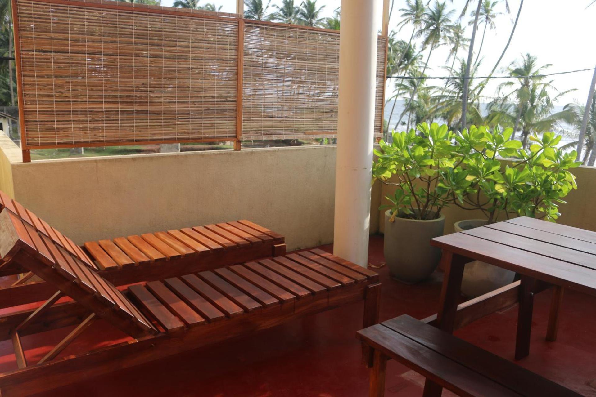 Dinuli Home Stay Ahungalla Extérieur photo