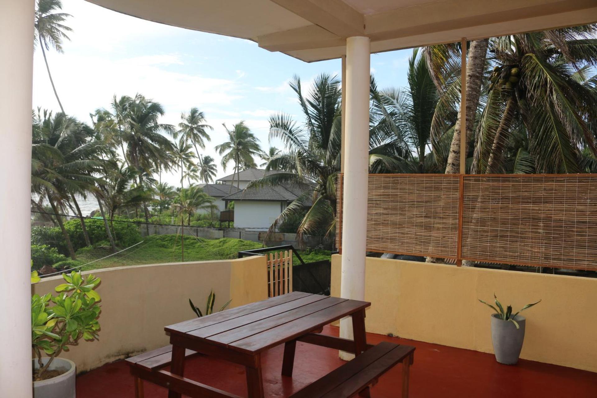 Dinuli Home Stay Ahungalla Extérieur photo